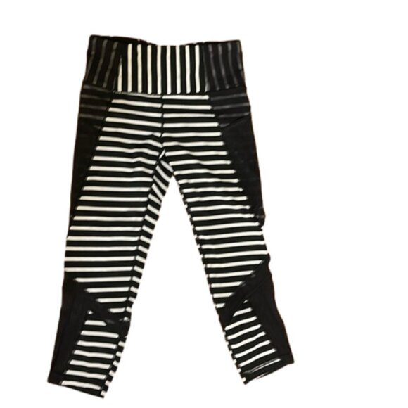 Ivivva Other - Ivivva by lululemon athletic cropped leggings size 14